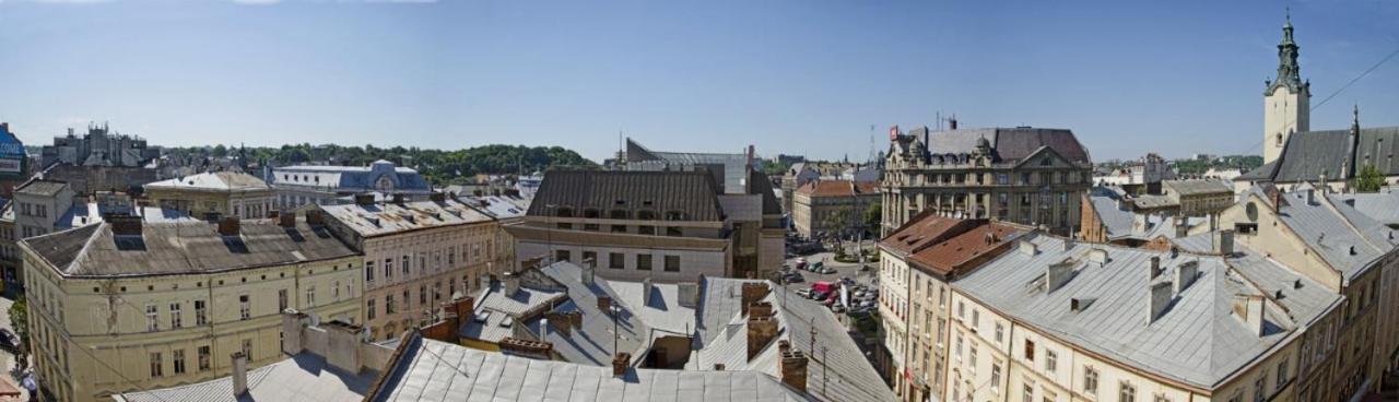 Апартаменти В Центрі На Галицький Для Чотирьох Lviv Eksteriør bilde